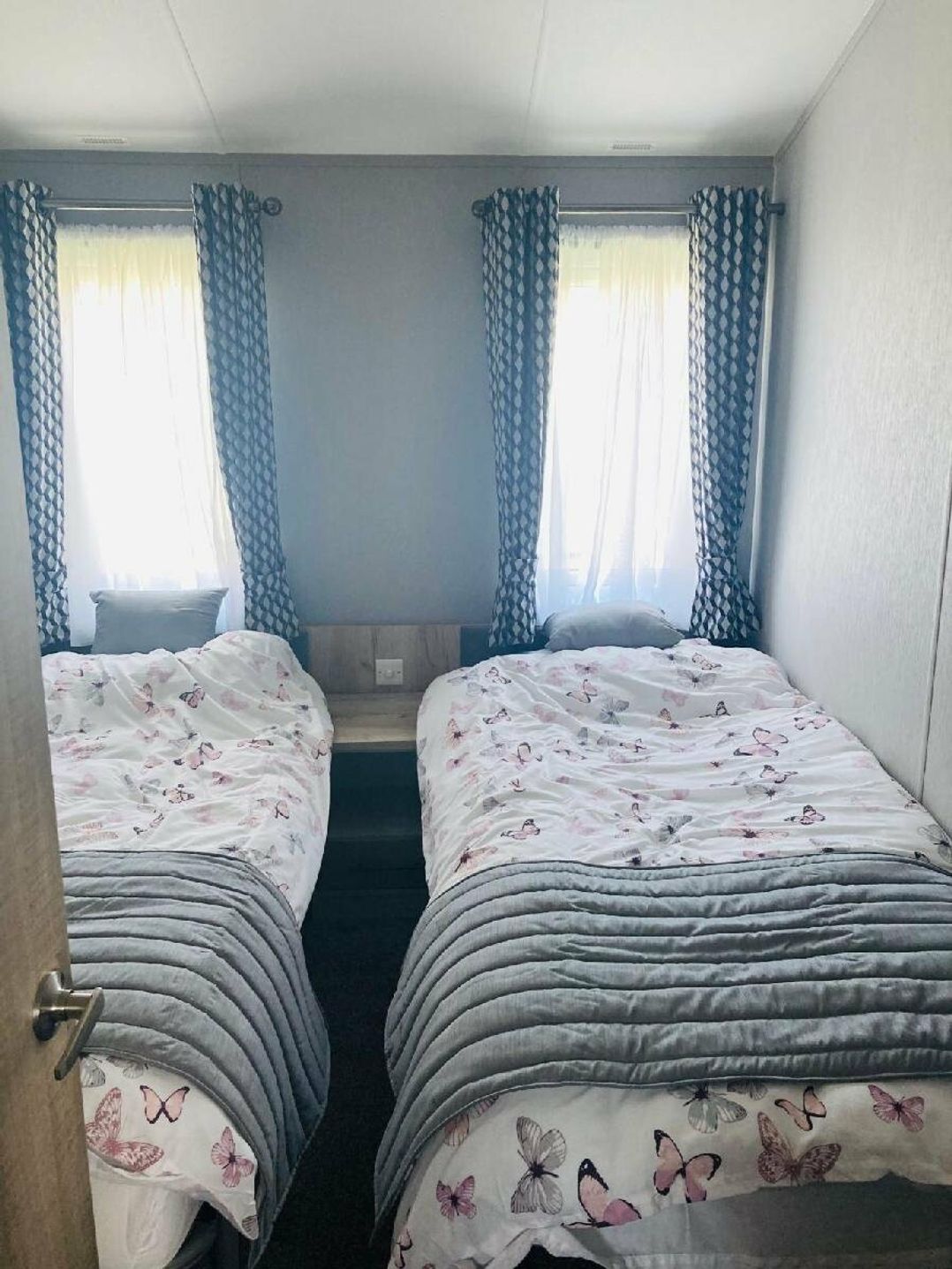 Pendine Sands - Holiday Accommodation 16559