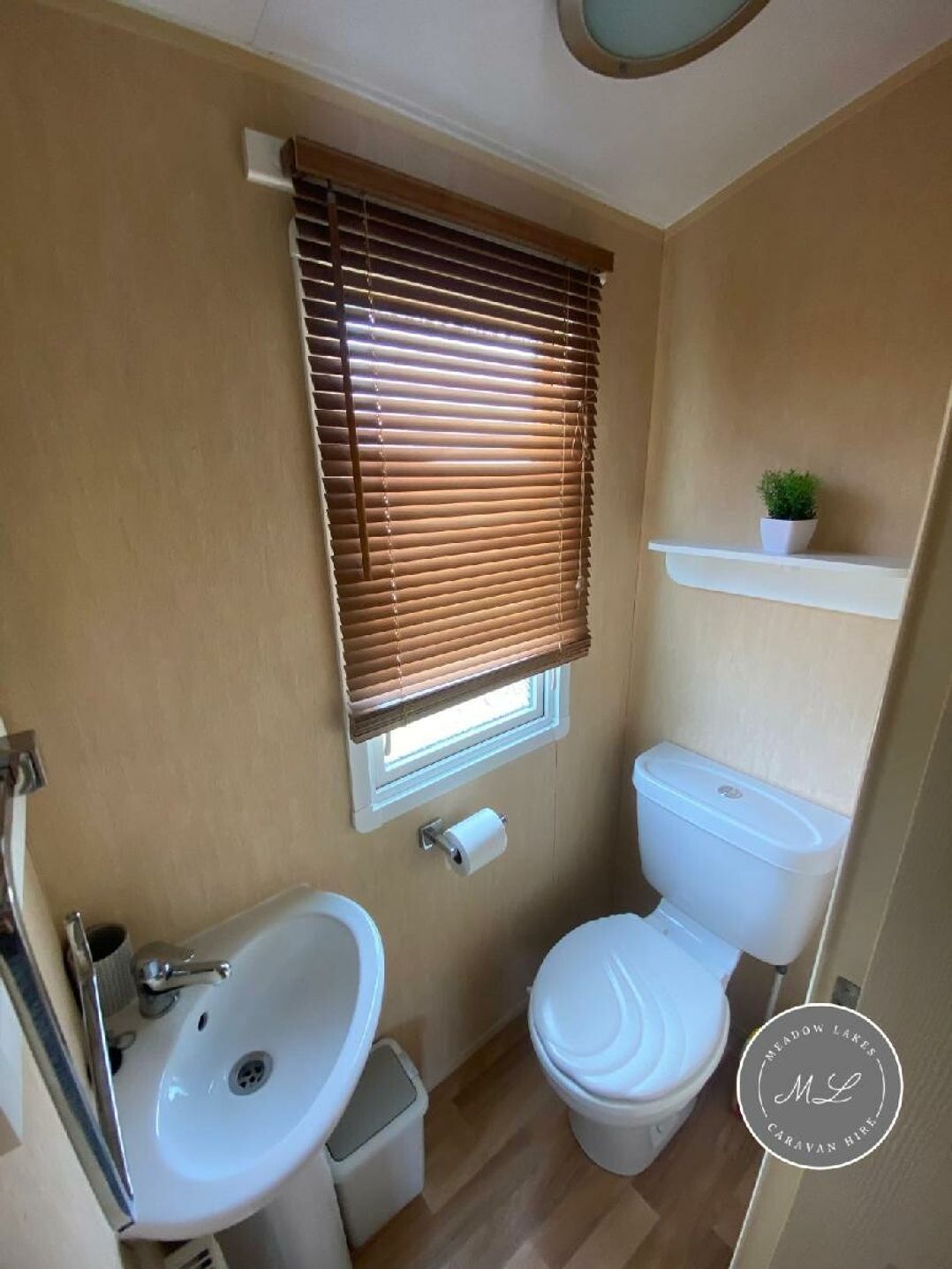 Coral Beach - Holiday Accommodation 16858