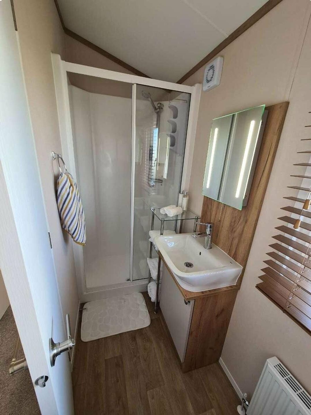 Hoburne Naish - Holiday Accommodation 16997