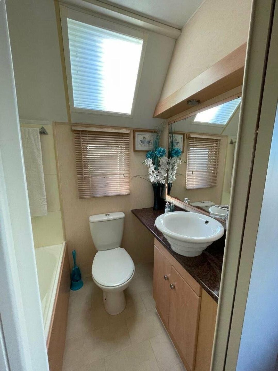 Cayton Bay Caravan Park - Holiday Accommodation 17038