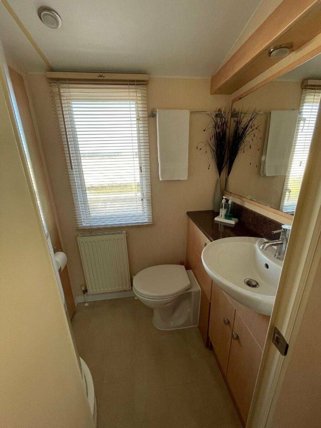 Cayton Bay Caravan Park - Holiday Accommodation 17038