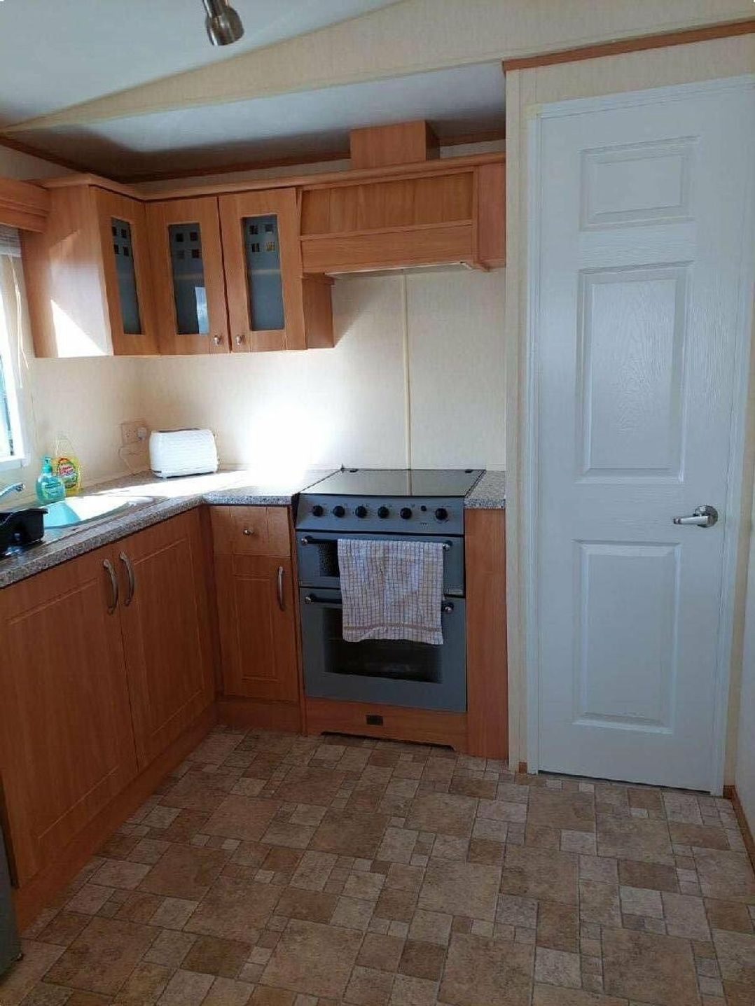 Towervans Holiday Park - Holiday Accommodation 17070