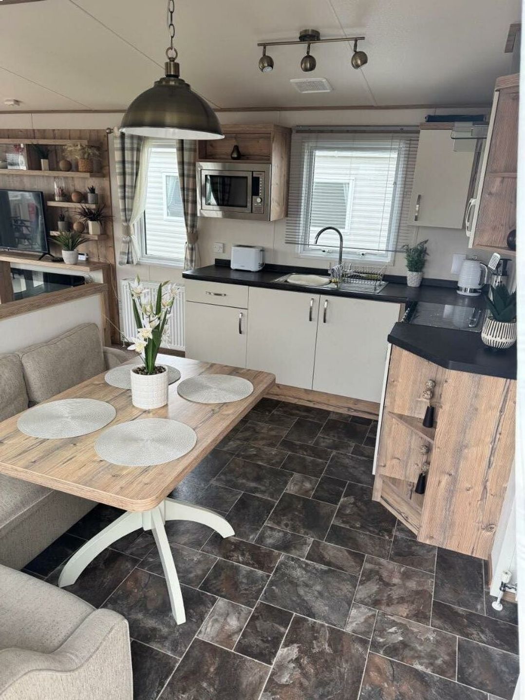 Trecco Bay - Holiday Accommodation 1711