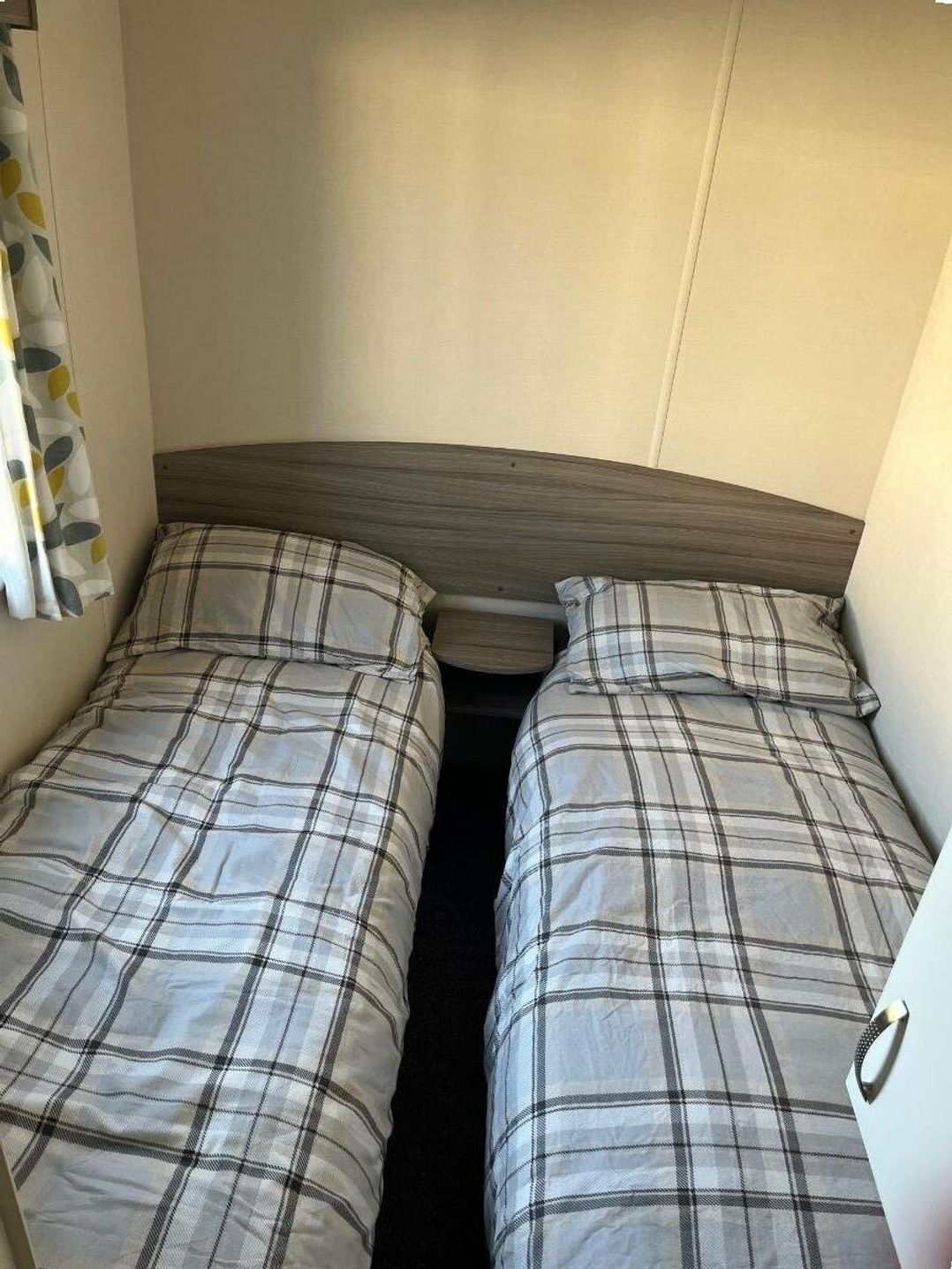 Golden Gate Holiday Centre - Holiday Accommodation 17123