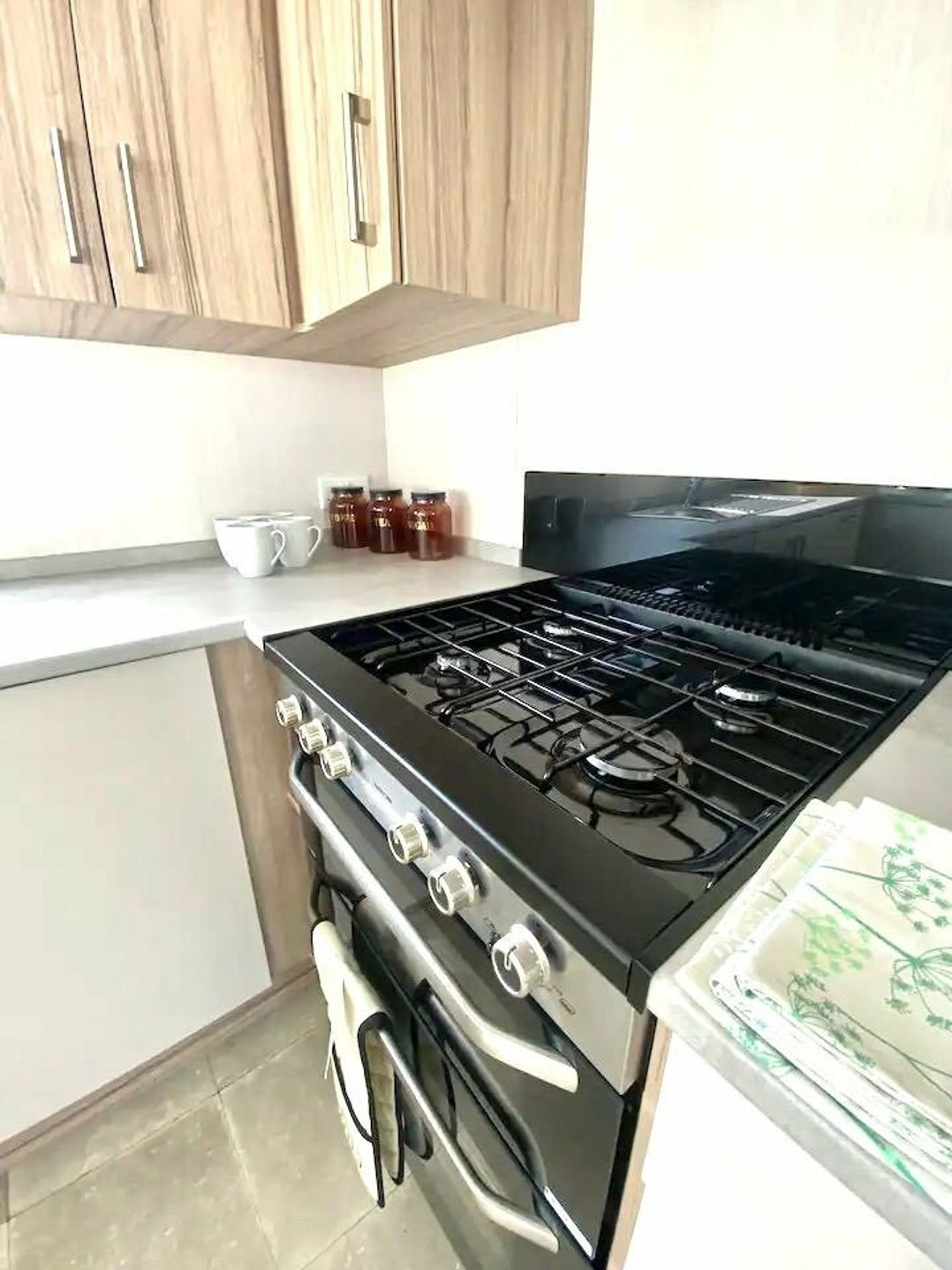 Trecco Bay - Holiday Accommodation 17508