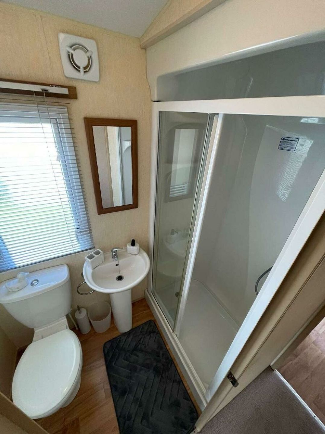 Golden Palm Resort - Holiday Accommodation 17871