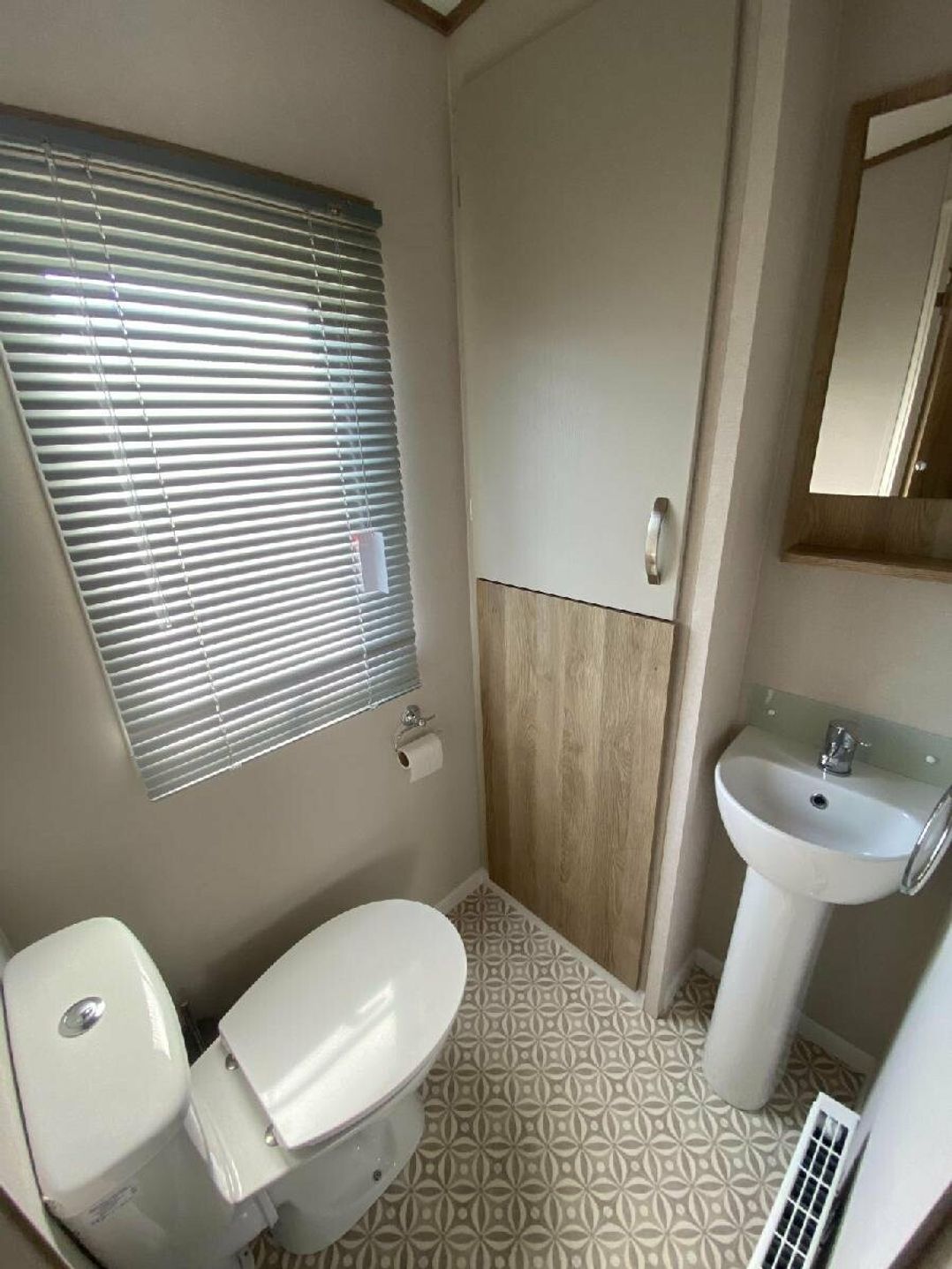 Golden Palm Resort - Holiday Accommodation 17880