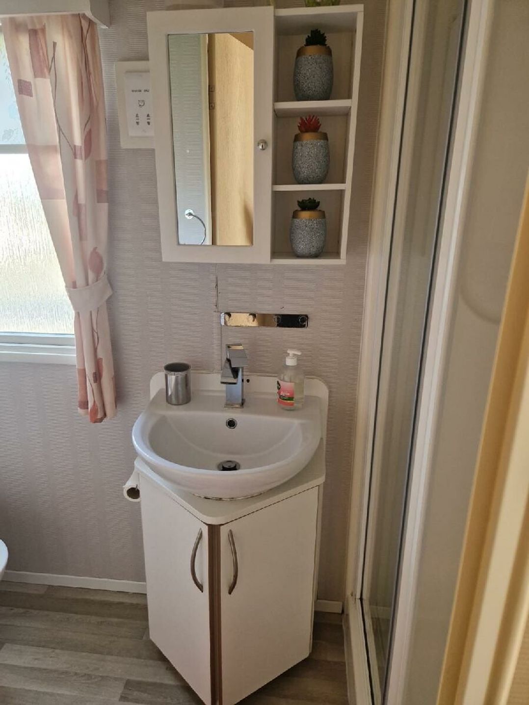 Trecco Bay - Holiday Accommodation 17995