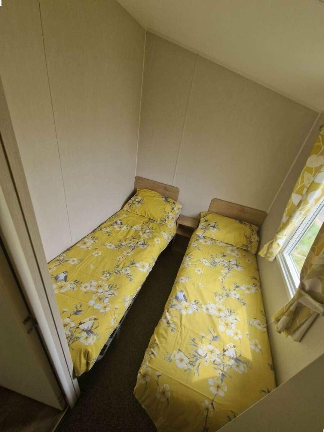 Golden Palm Resort - Holiday Accommodation 18039