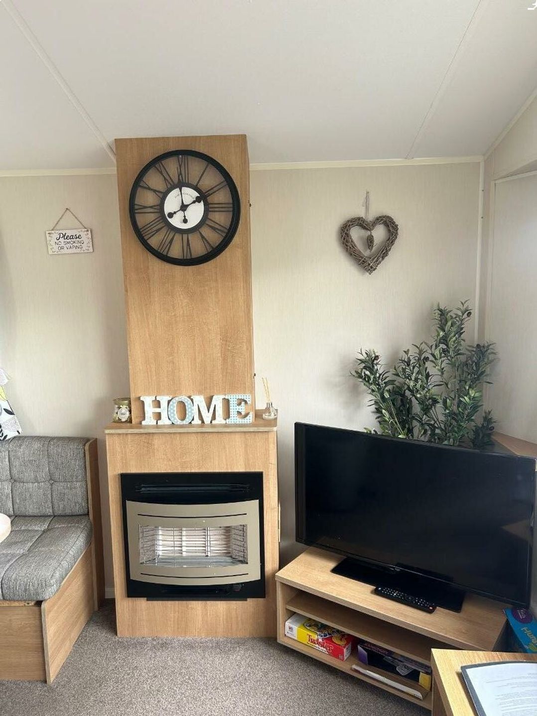 Ty Gwyn Caravan Park - Holiday Accommodation 18040