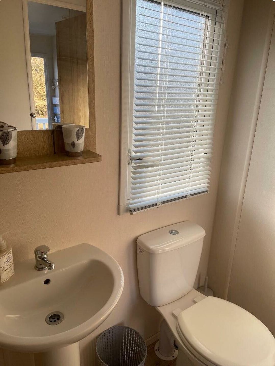 Tattershall Lakes Country Park - Holiday Accommodation 18043