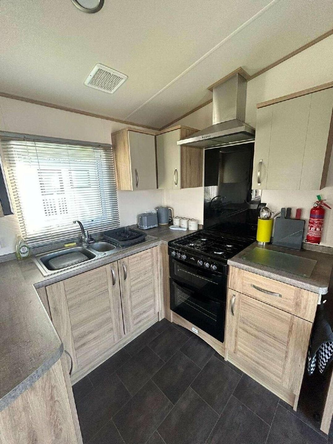 Devon Cliffs Holiday Park - Holiday Accommodation 18102