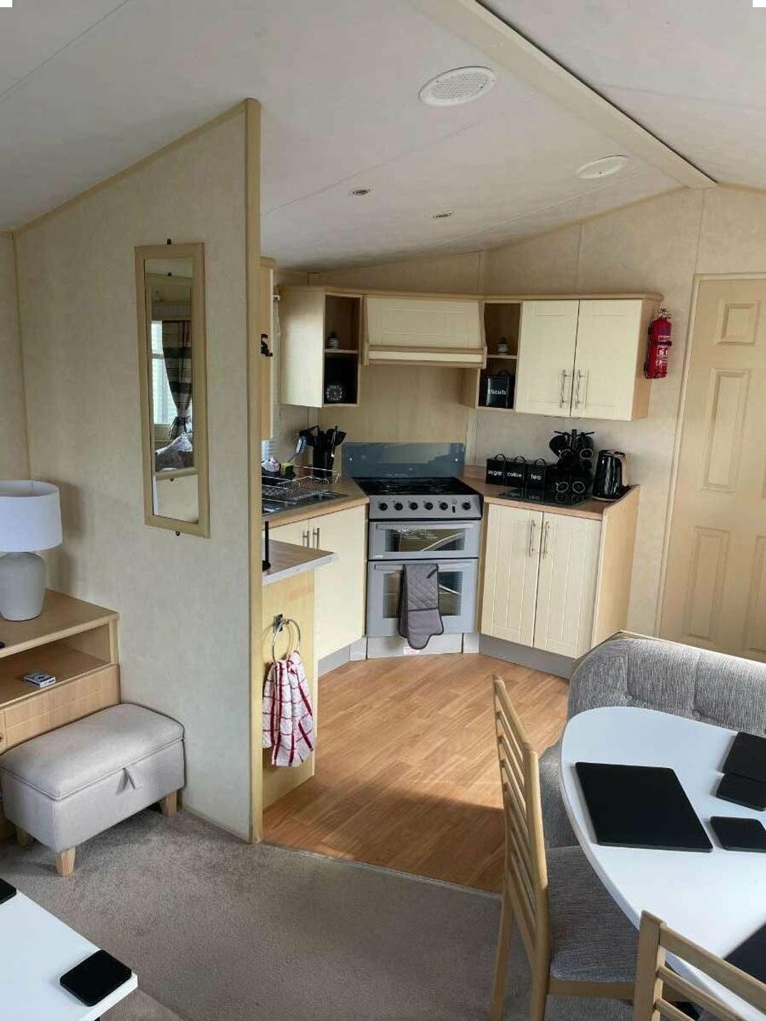 Coral Beach - Holiday Accommodation 18129