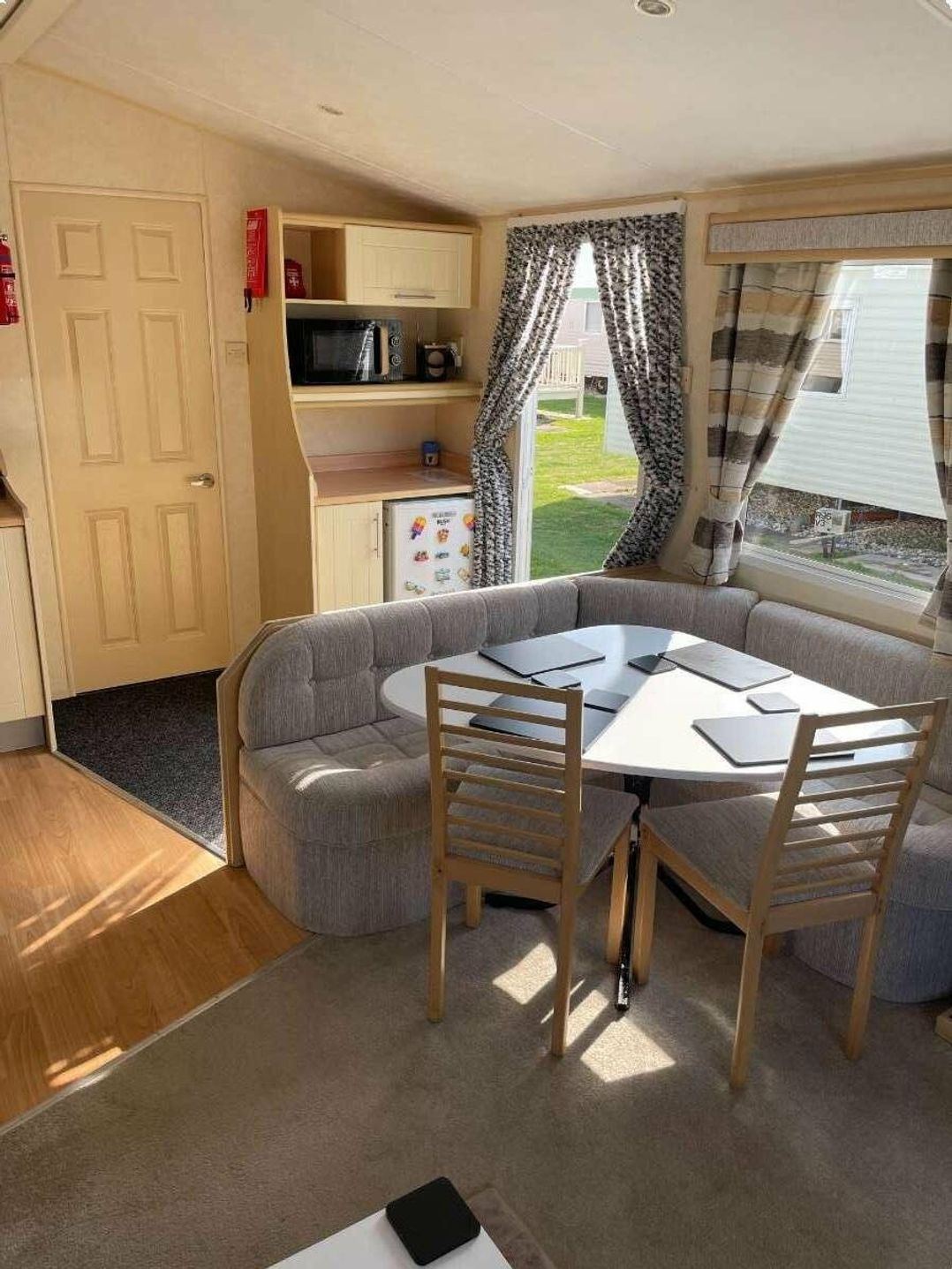 Coral Beach - Holiday Accommodation 18129