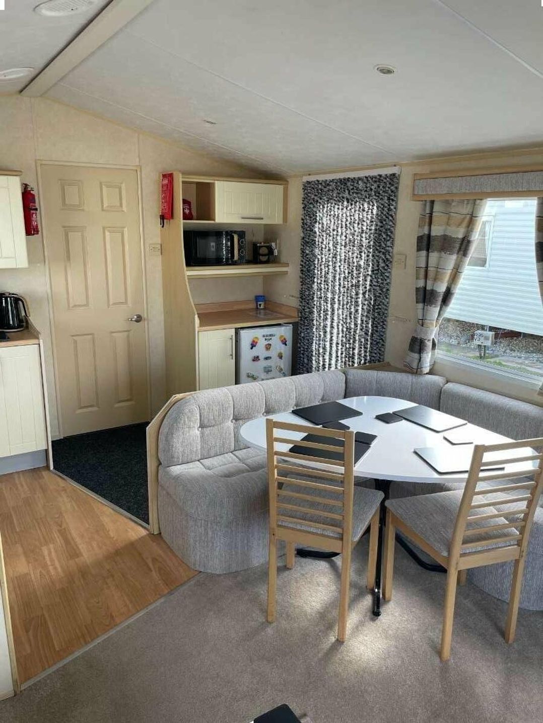 Coral Beach - Holiday Accommodation 18129