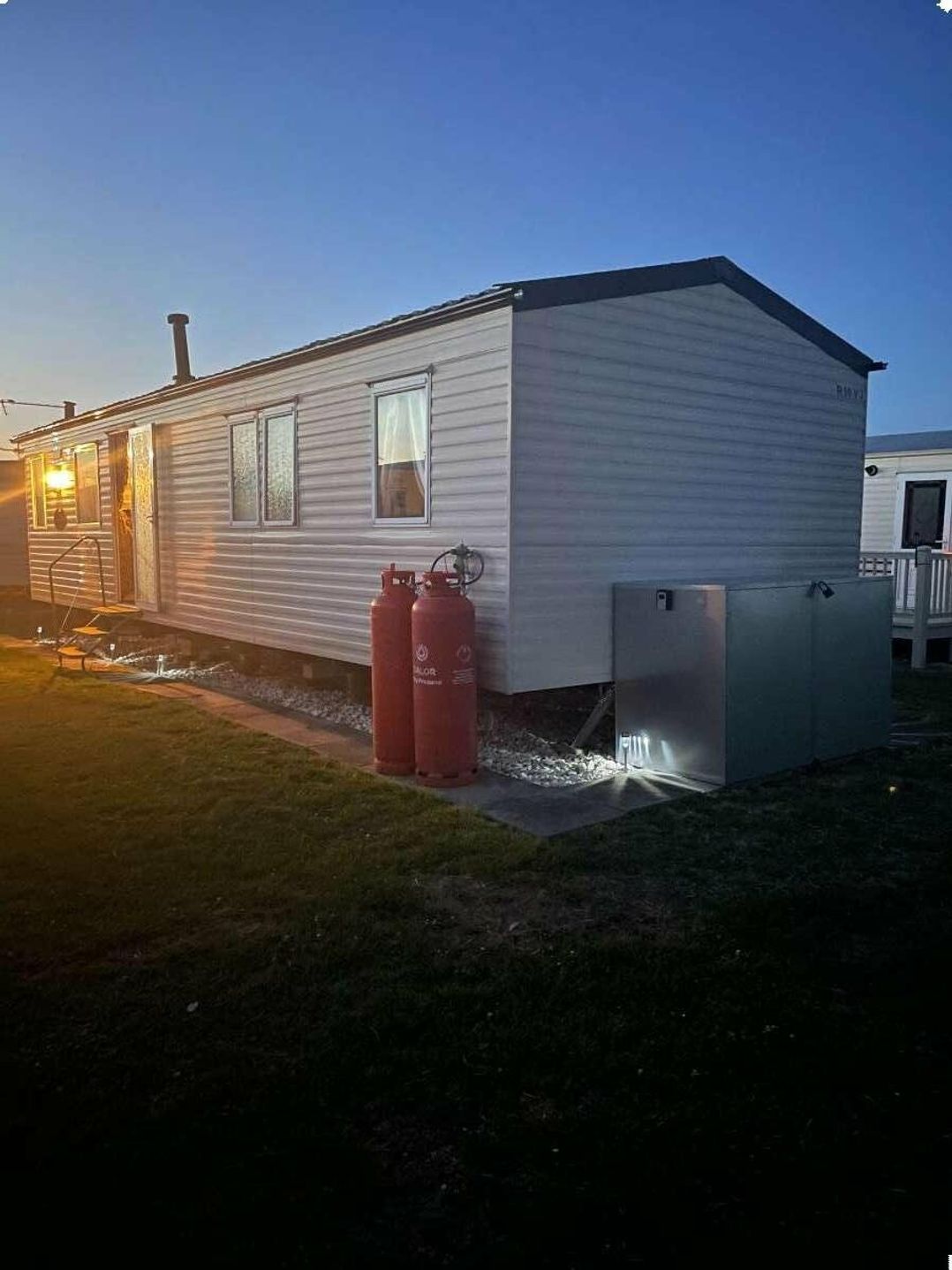 Coral Beach - Holiday Accommodation 18129