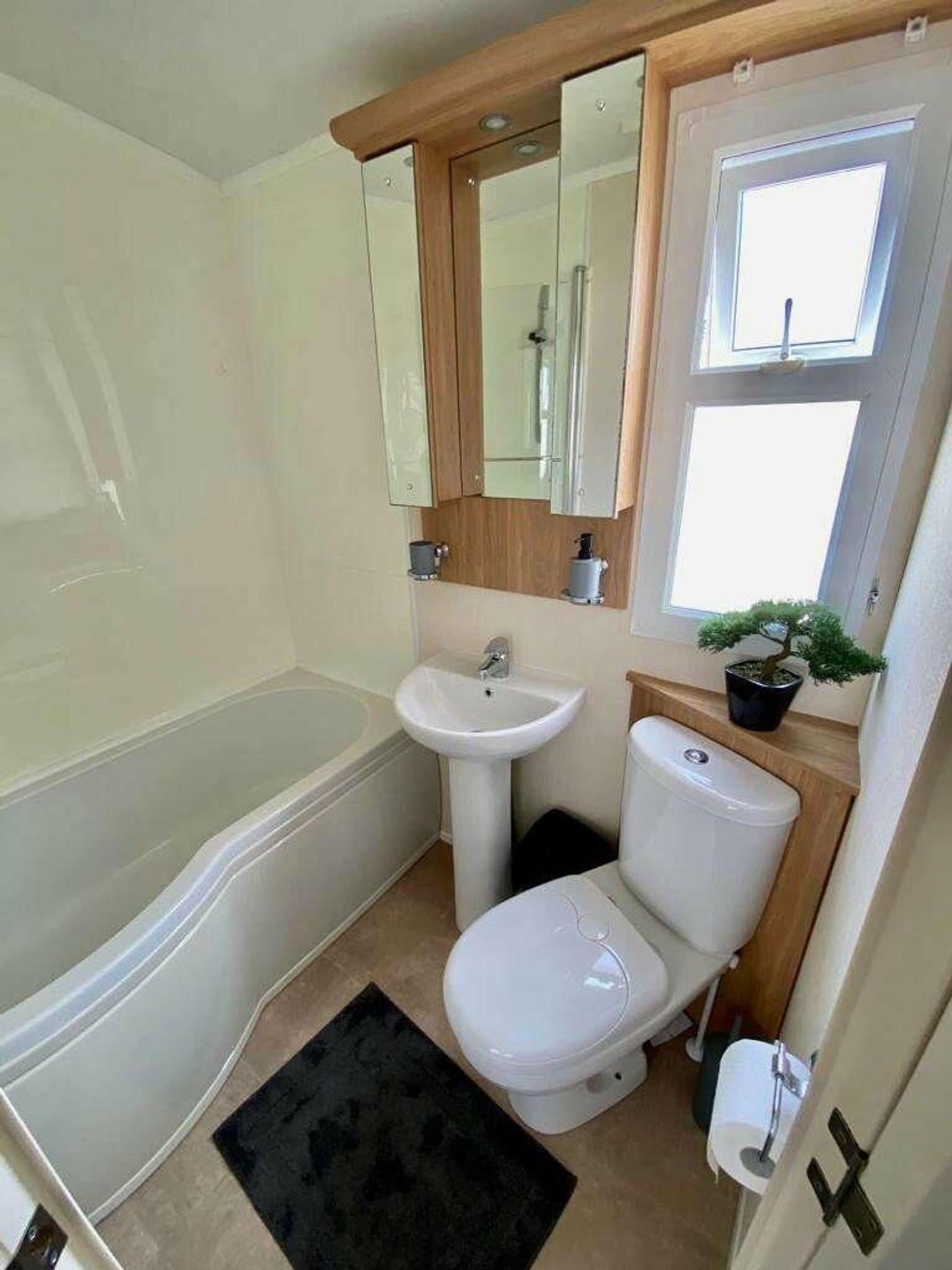 Brynowen Holiday Park - Holiday Accommodation 18168