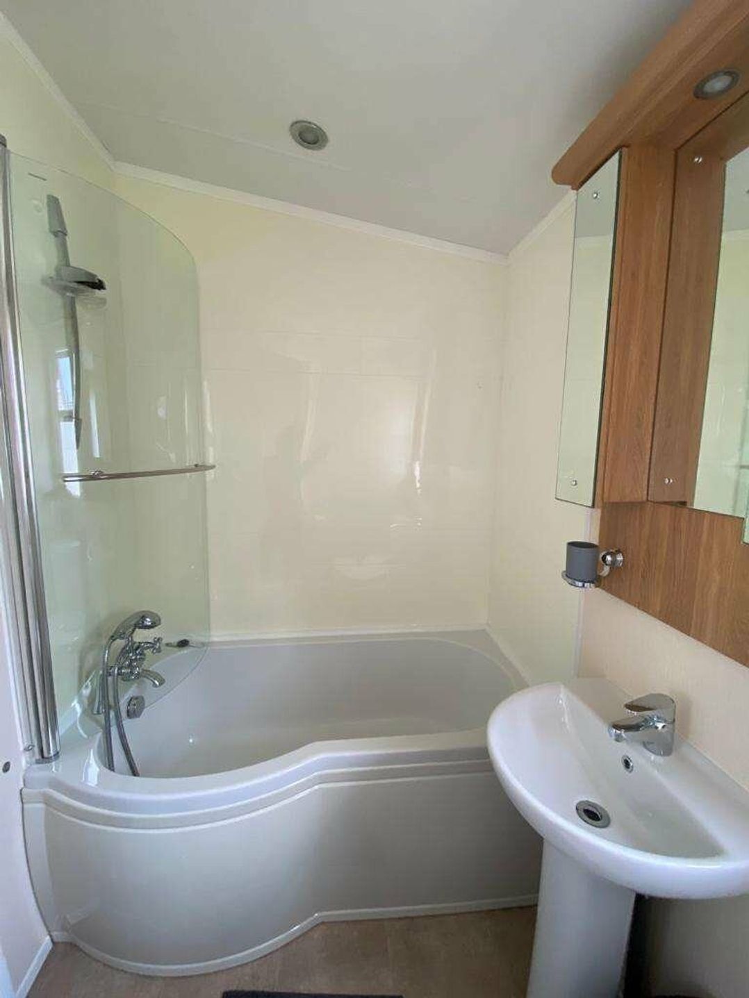 Brynowen Holiday Park - Holiday Accommodation 18168