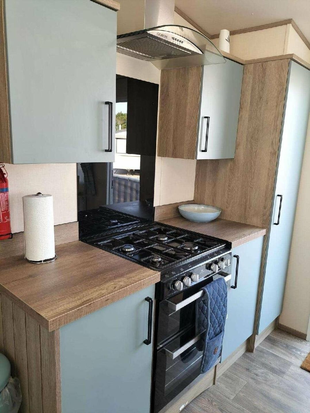 Trecco Bay - Holiday Accommodation 18399