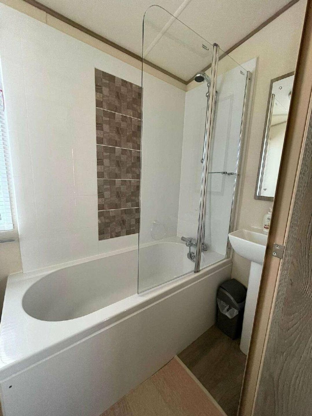 Trecco Bay - Holiday Accommodation 18399