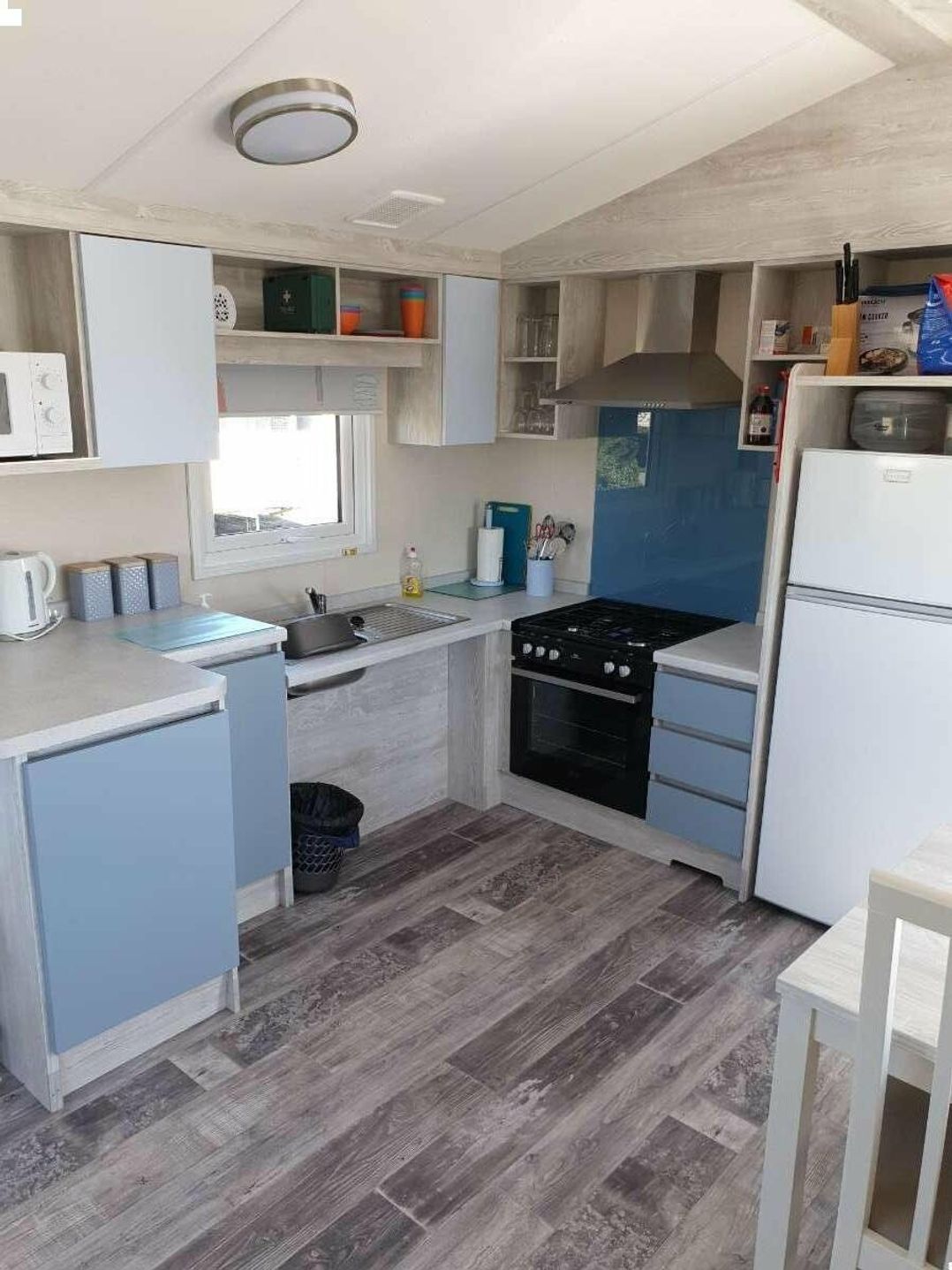 Golden Sands - Holiday Accommodation 18407