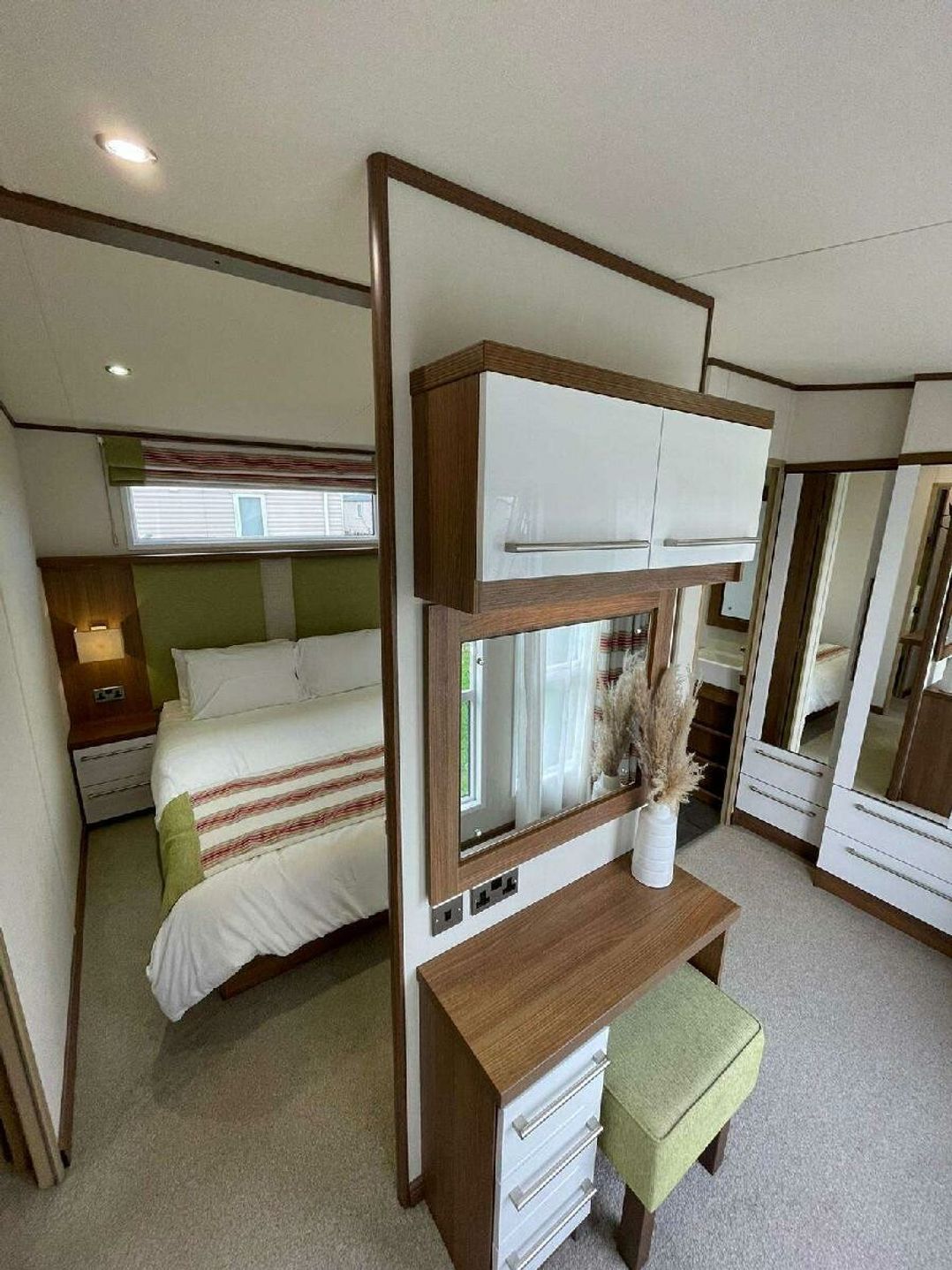 Golden Palm Resort - Holiday Accommodation 18436