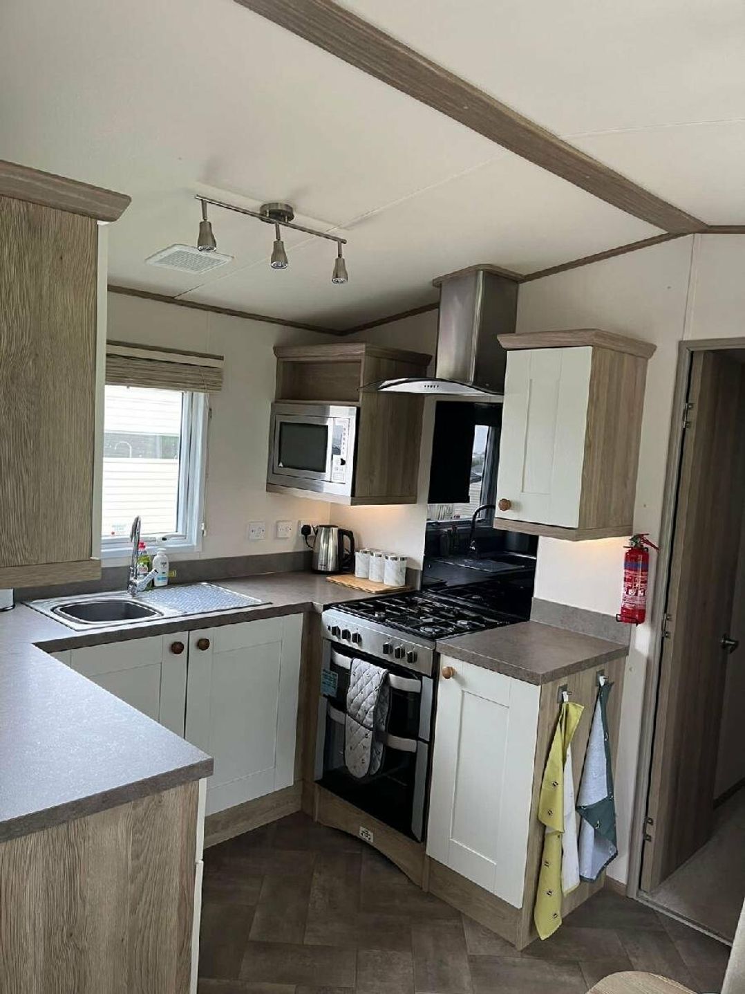 Thornwick Bay Holiday Village - Holiday Accommodation 18470