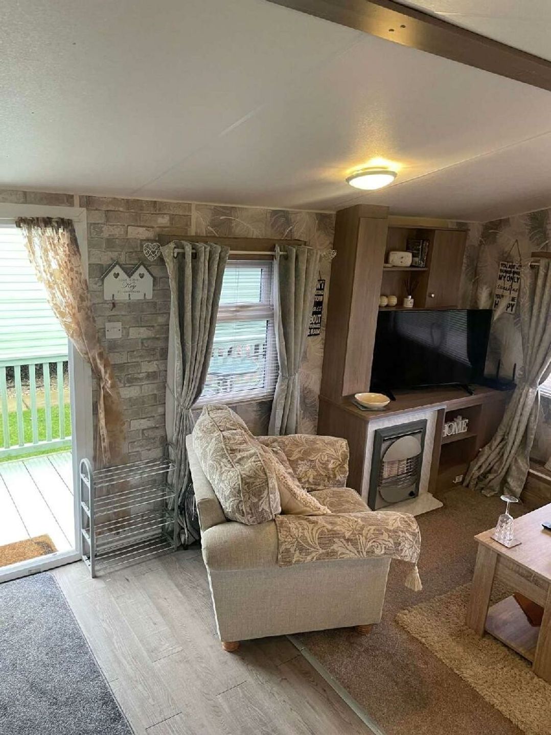 Herons Mead Caravan Park - Holiday Accommodation 18799