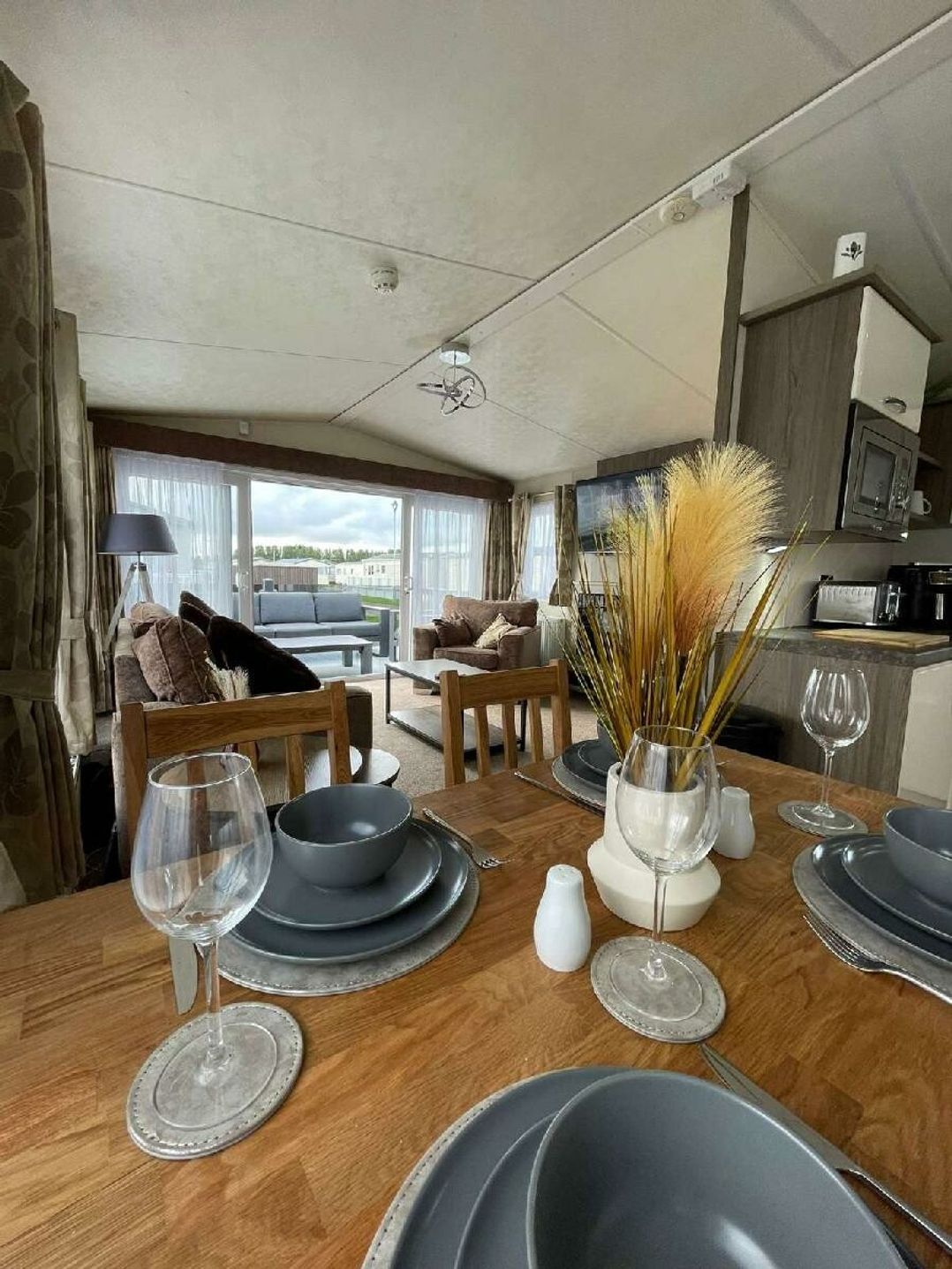 Golden Palm Resort - Holiday Accommodation 18805