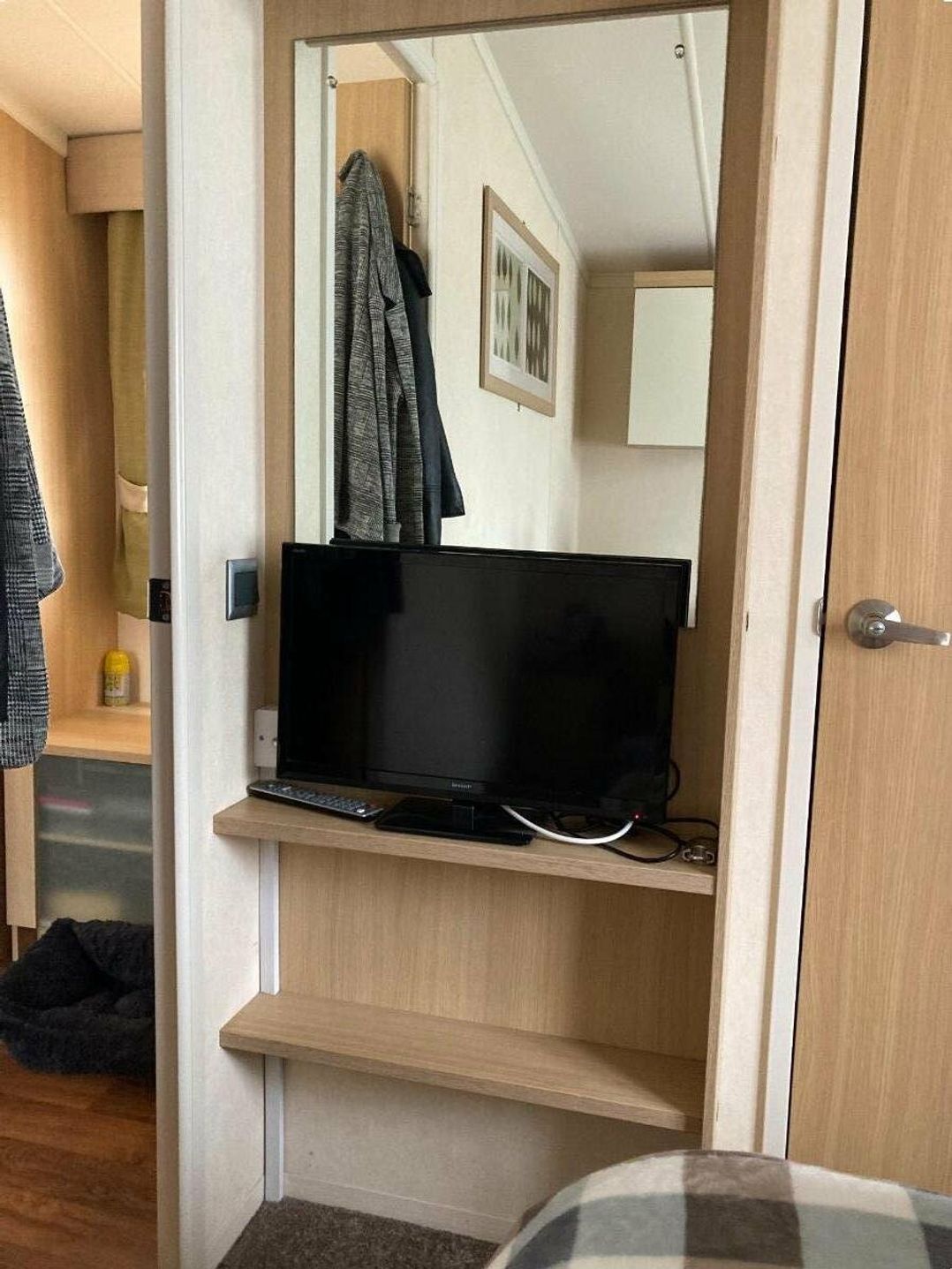 Hopton Holiday Village - Holiday Accommodation 19001