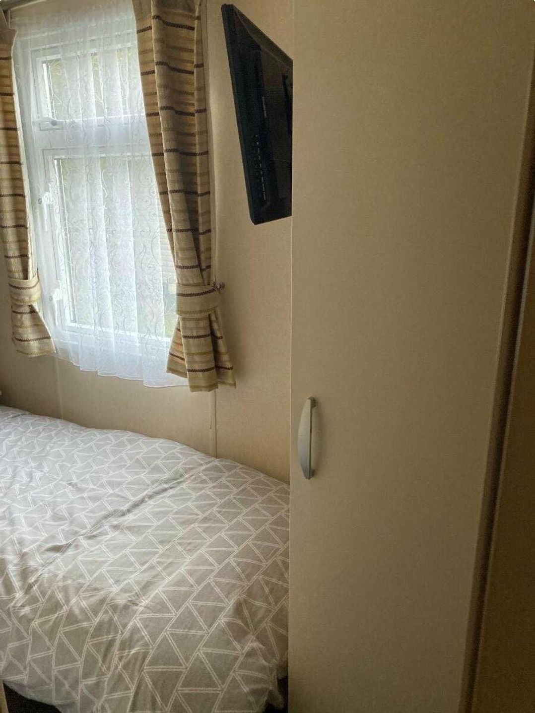 Hopton Holiday Village - Holiday Accommodation 19001