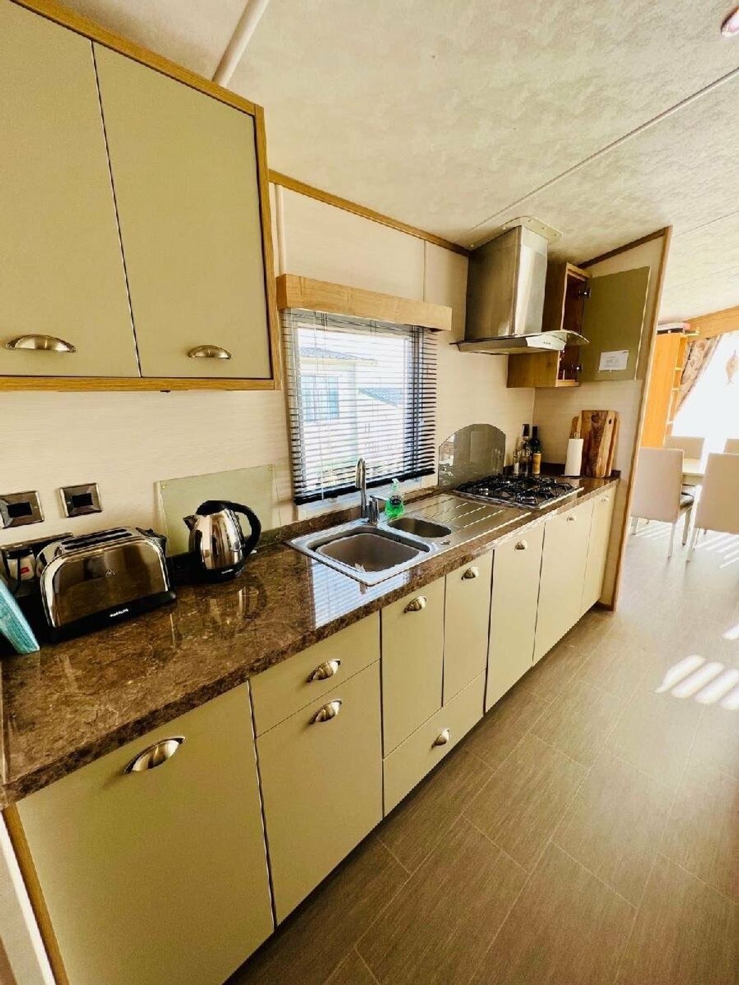 Rockley Park - Holiday Accommodation 19018