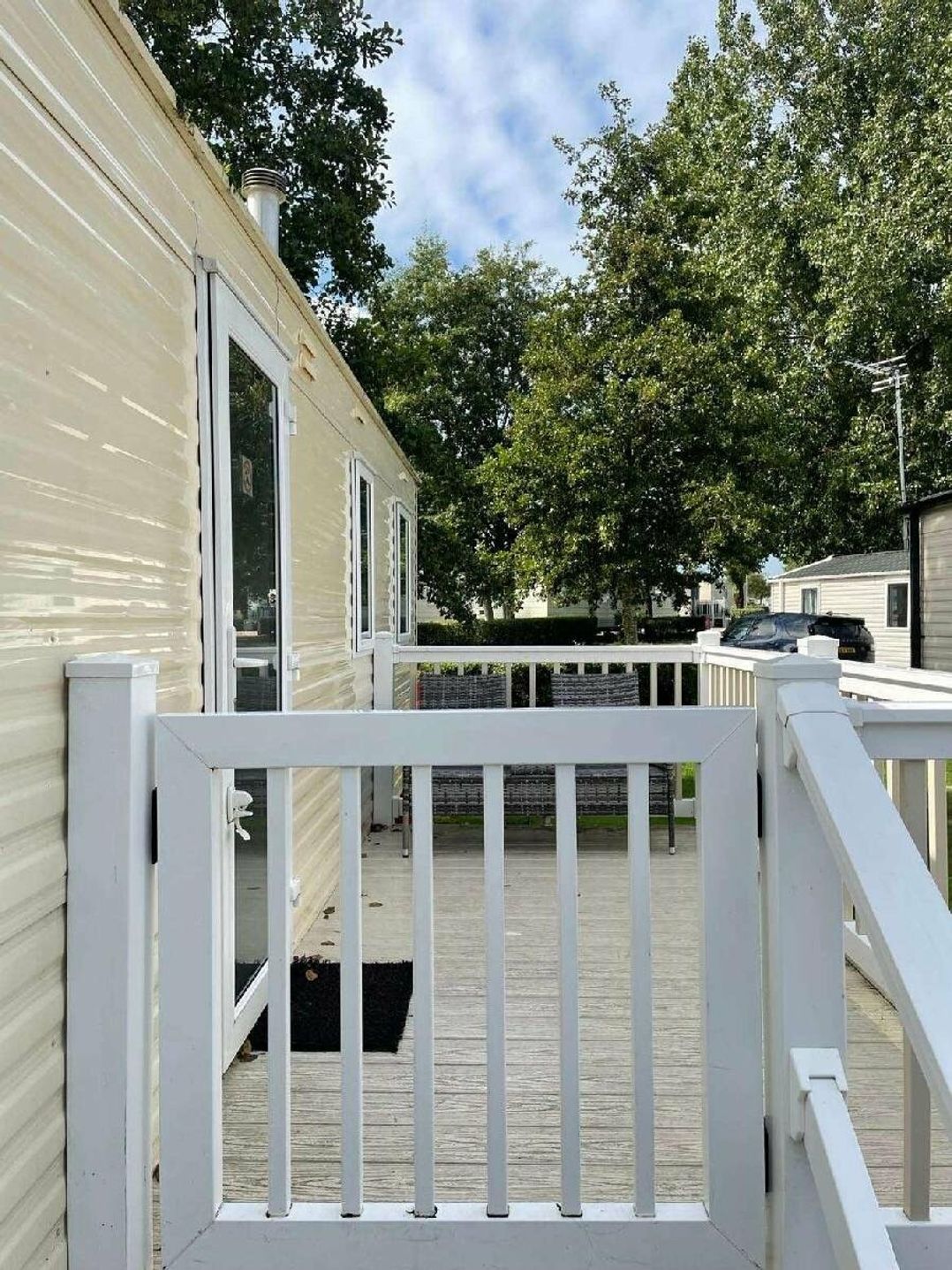 Marton Mere Holiday Village - Holiday Accommodation 19142