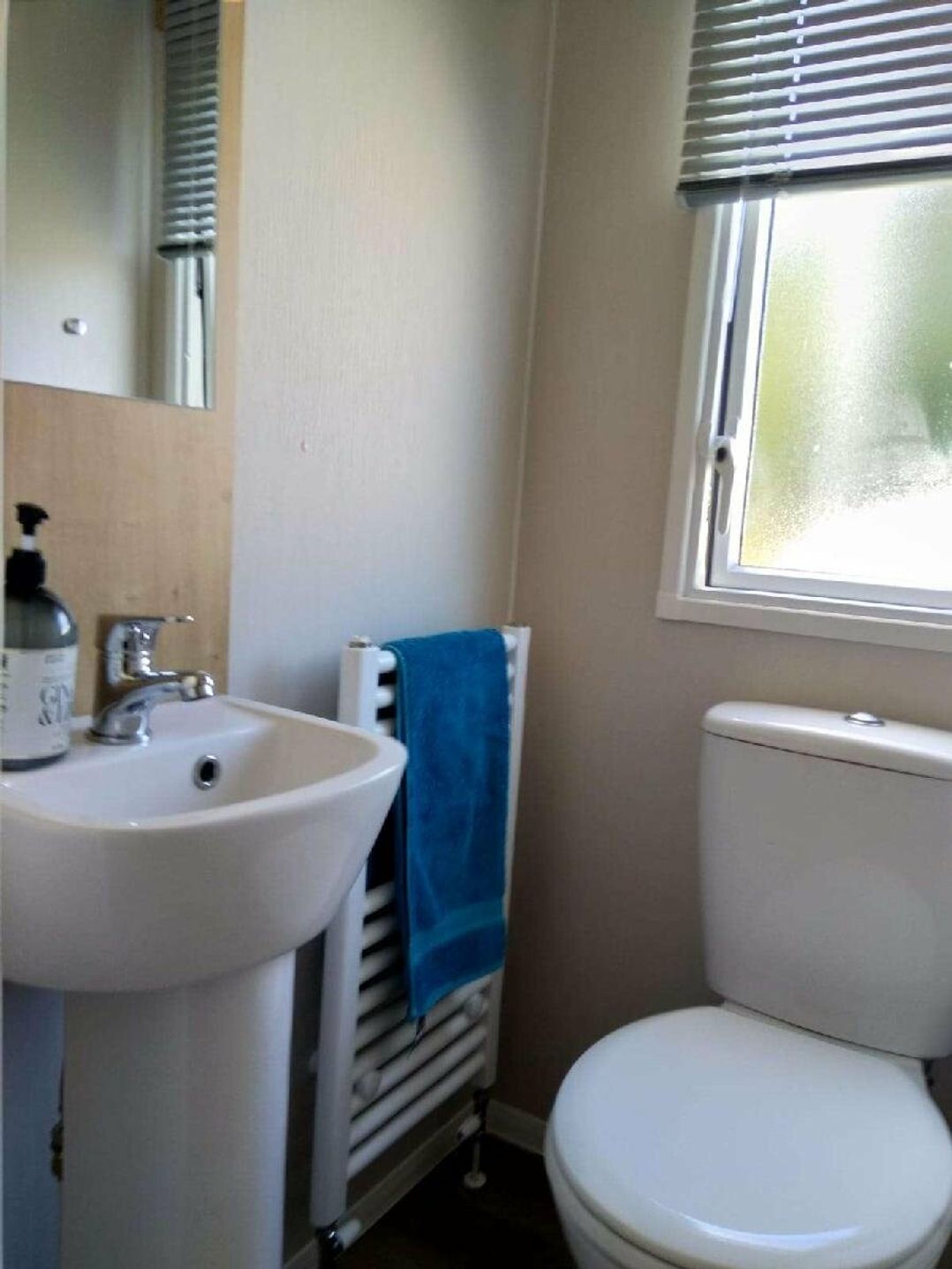 Hayling Island Holiday Park - Meadow Bay Villages - Holiday Accommodation 19247