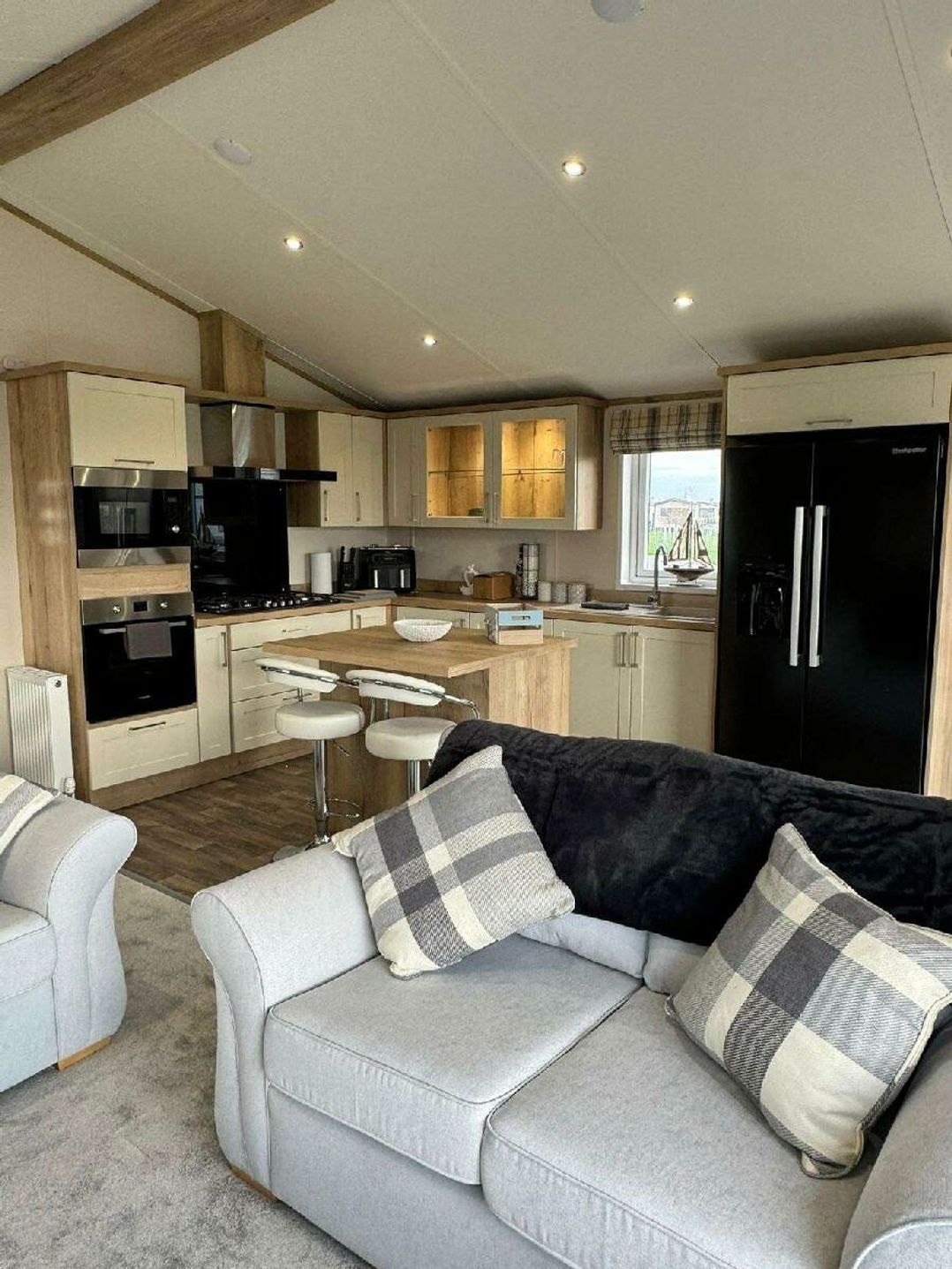 Lilac Blossom Meadow - Holiday Accommodation 19300