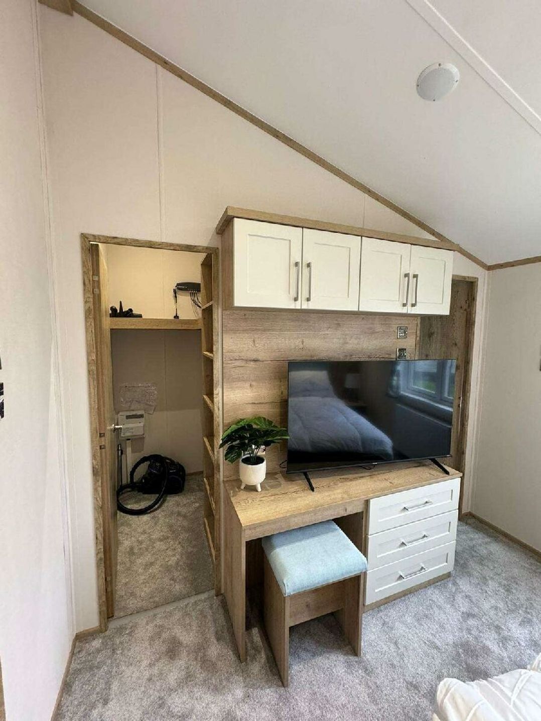 Lilac Blossom Meadow - Holiday Accommodation 19300