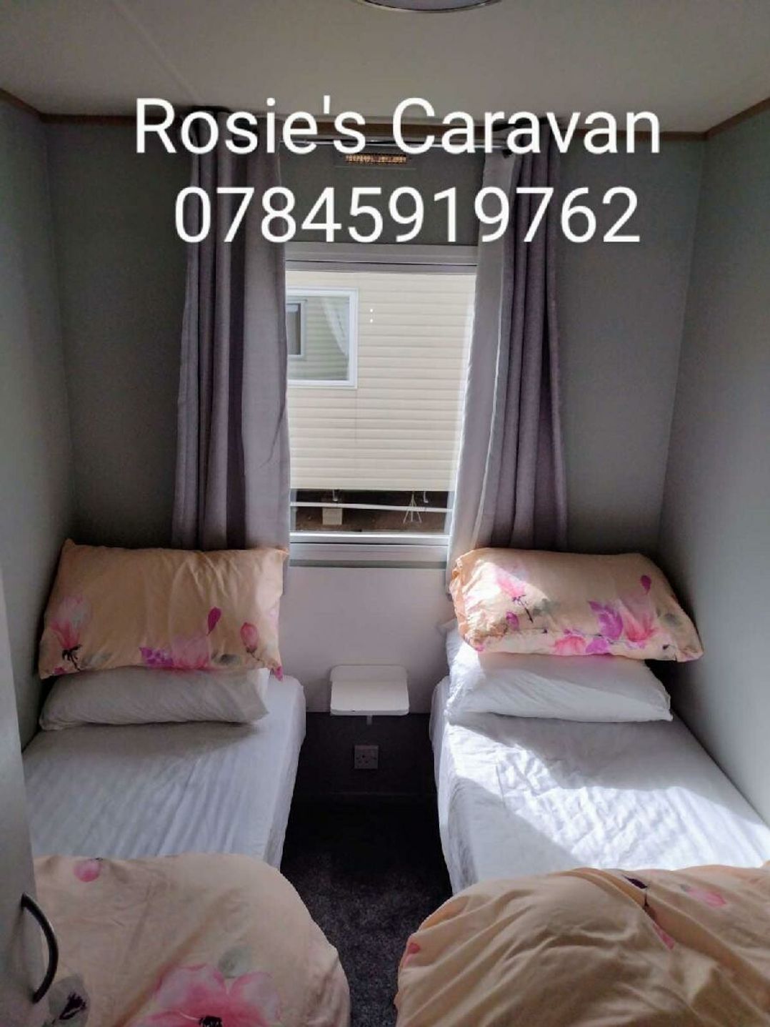 Golden Sands - Holiday Accommodation 19561