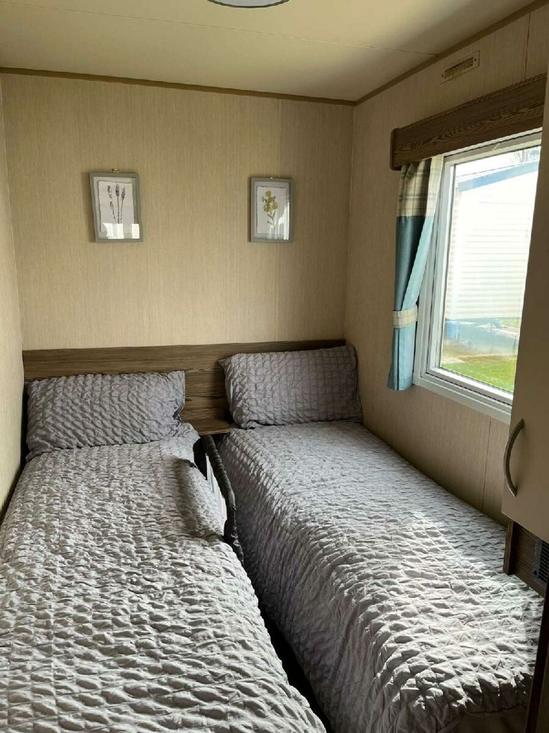 Marton Mere Holiday Village - Holiday Accommodation 19818