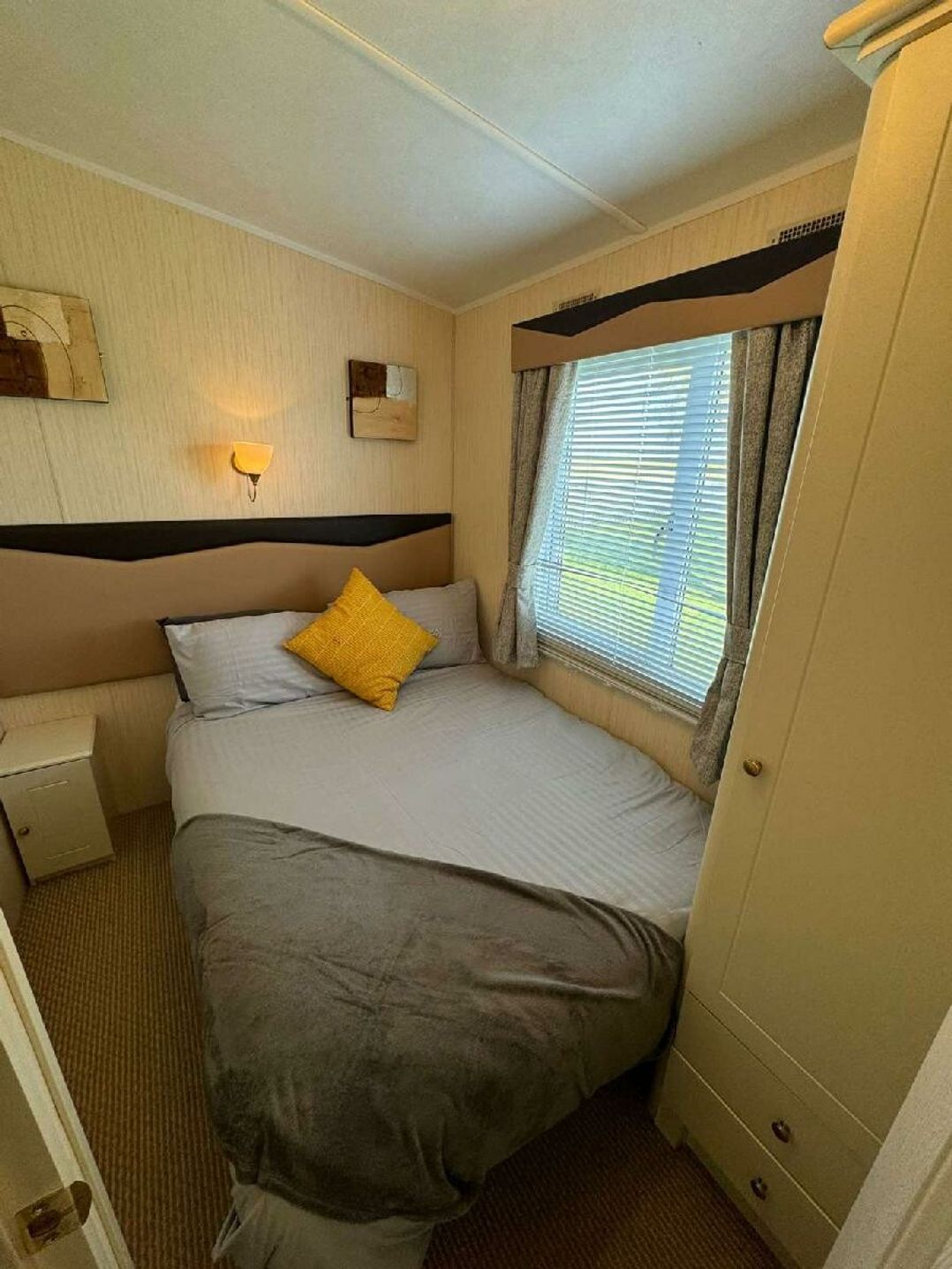 Millfield Site - Holiday Accommodation 20040