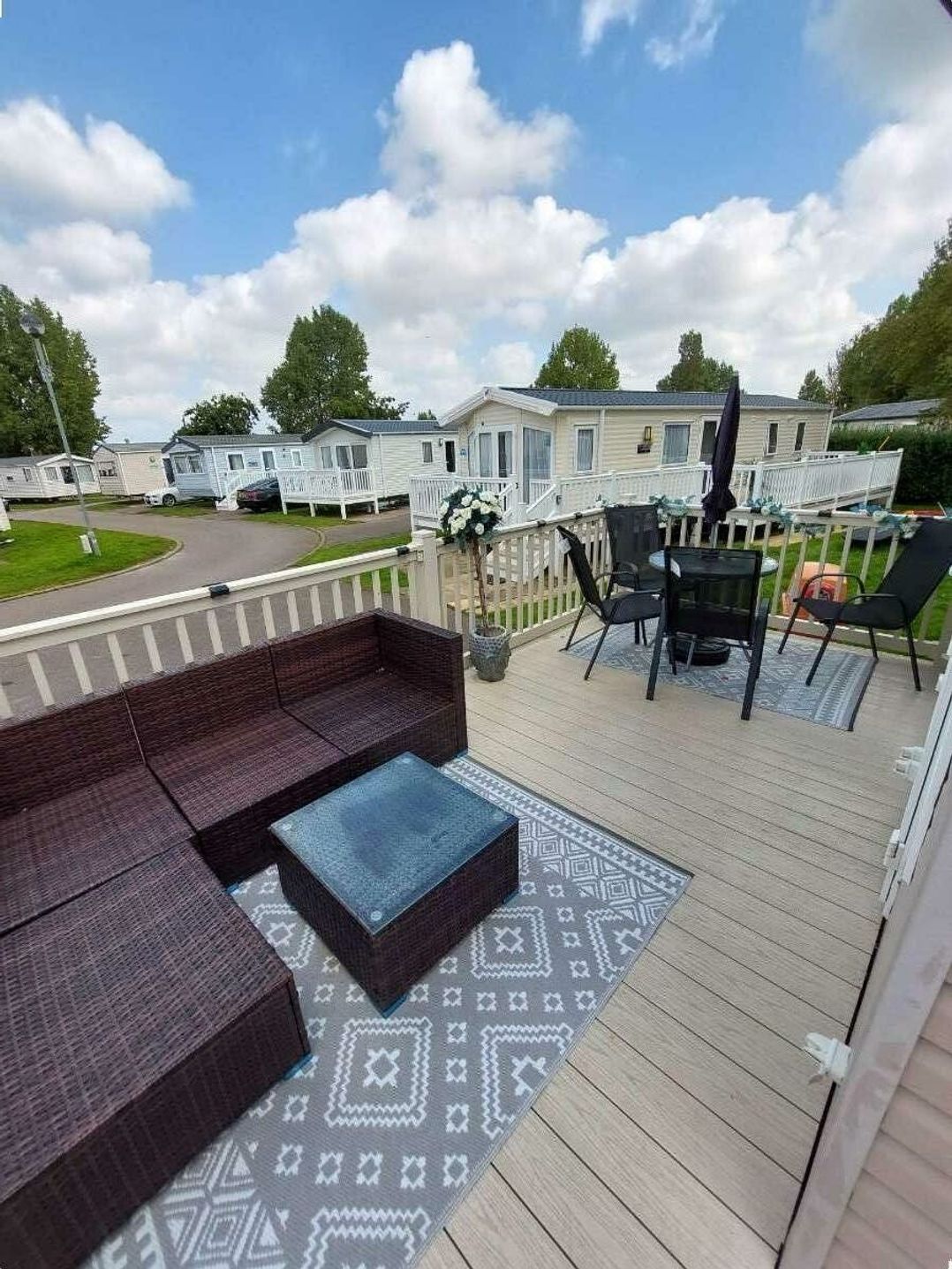 Marton Mere Holiday Village - Holiday Accommodation 20046