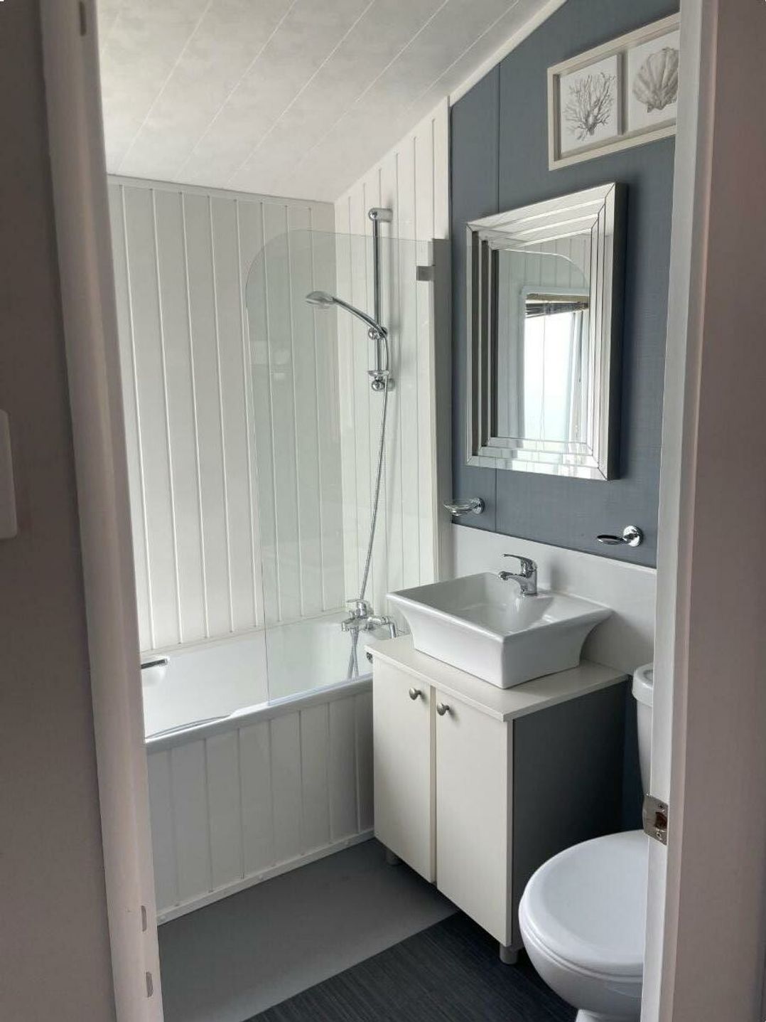 Greenacres Holiday Park - Holiday Accommodation 2006