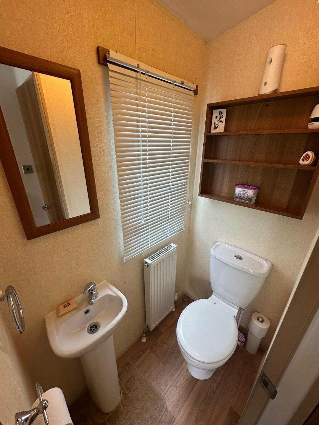 Waterside Leisure Park - Holiday Accommodation 20064