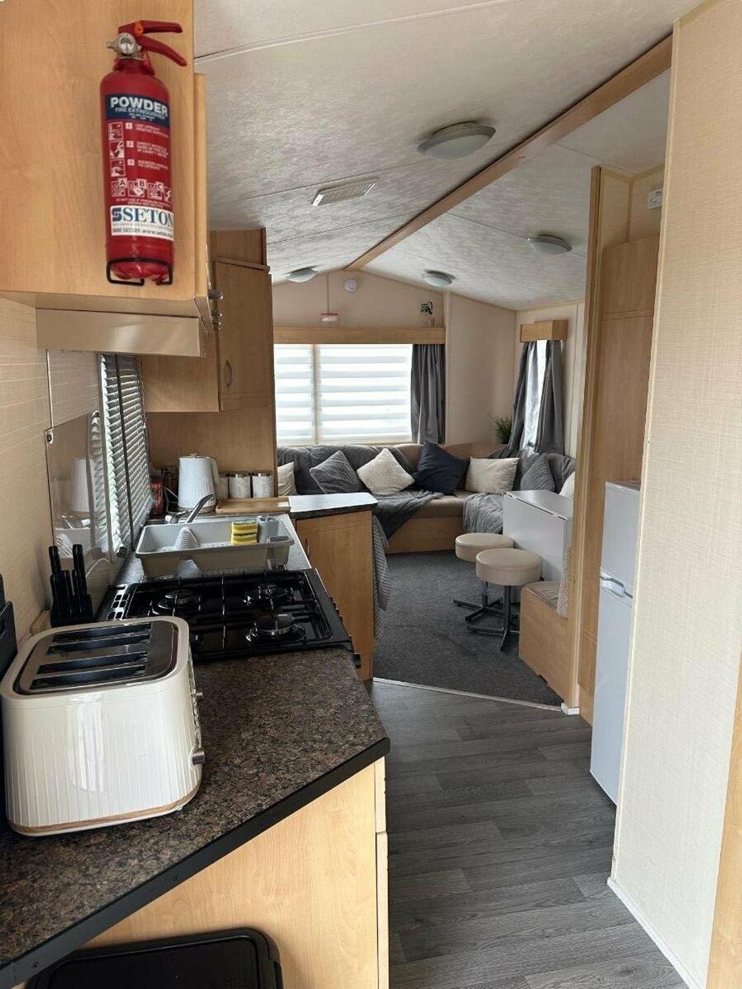 Lyons Robin Hood - Holiday Accommodation 20093