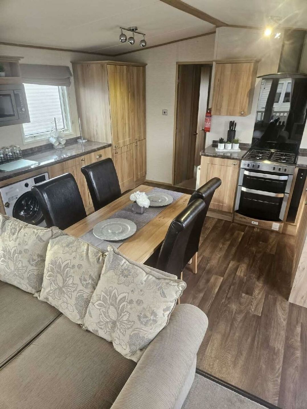 Happy Days Caravan Park - Holiday Accommodation 20160