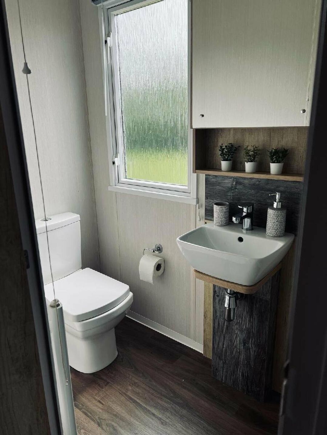 Blue Dolphin Holiday Park - Holiday Accommodation 20187