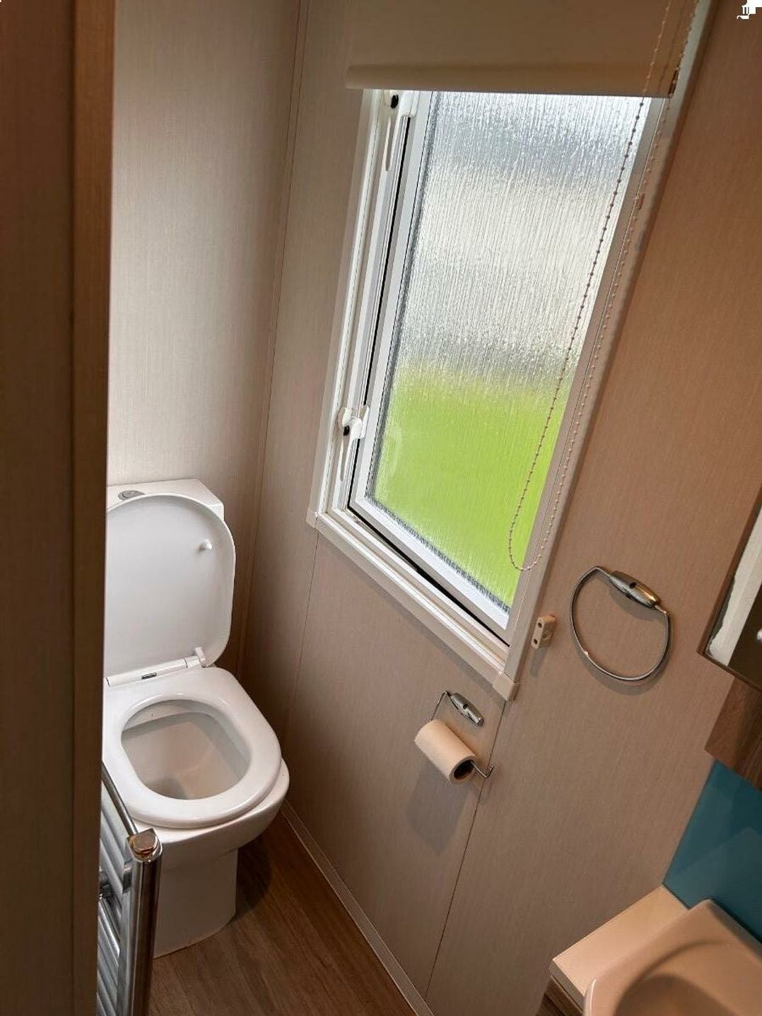 Marton Mere Holiday Village - Holiday Accommodation 20246