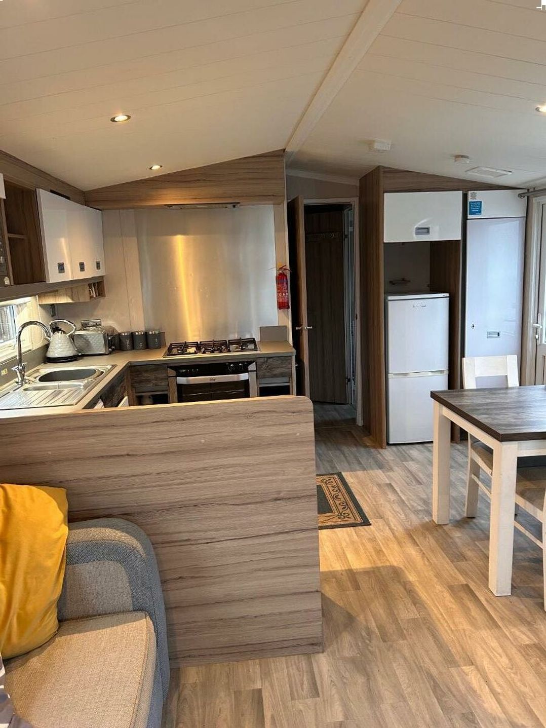 Marton Mere Holiday Village - Holiday Accommodation 20246