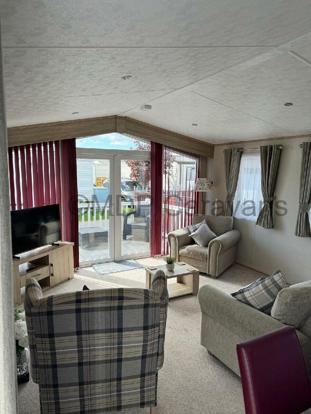 Golden Gate Holiday Centre - Holiday Accommodation 20253