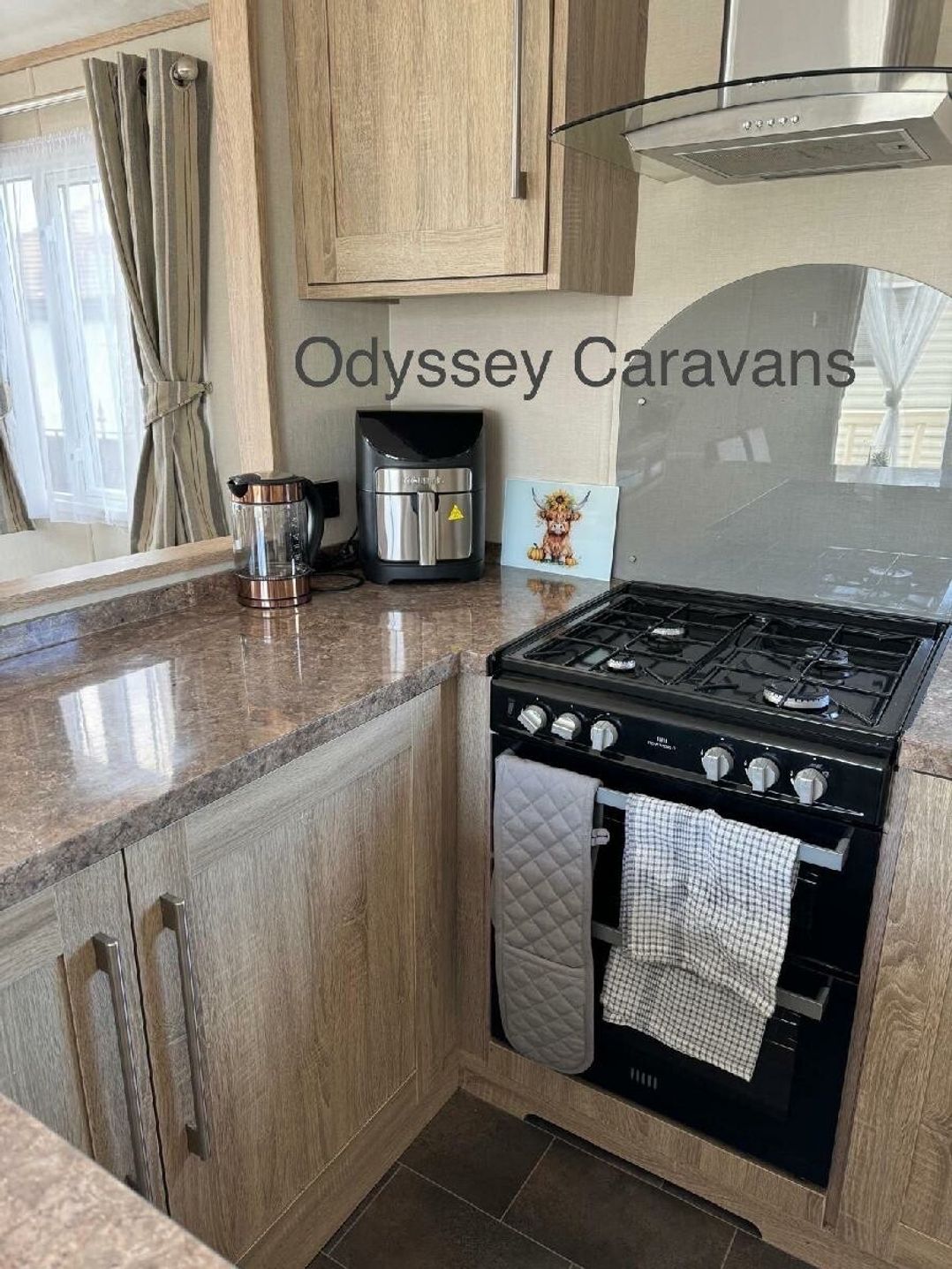 Golden Gate Holiday Centre - Holiday Accommodation 20253