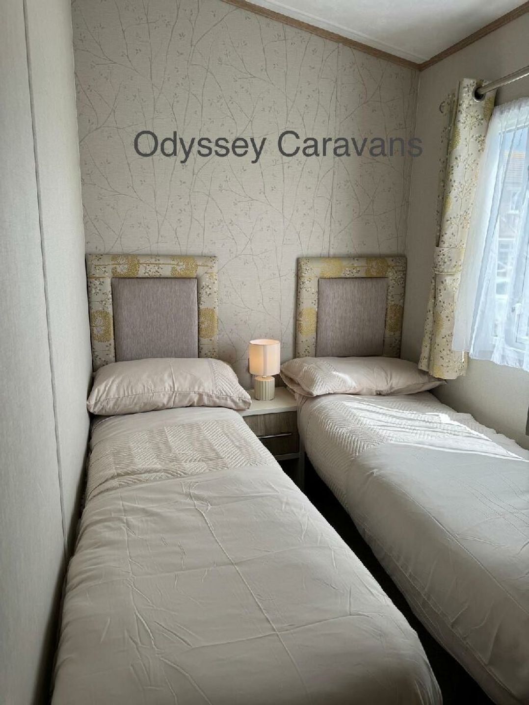 Golden Gate Holiday Centre - Holiday Accommodation 20253